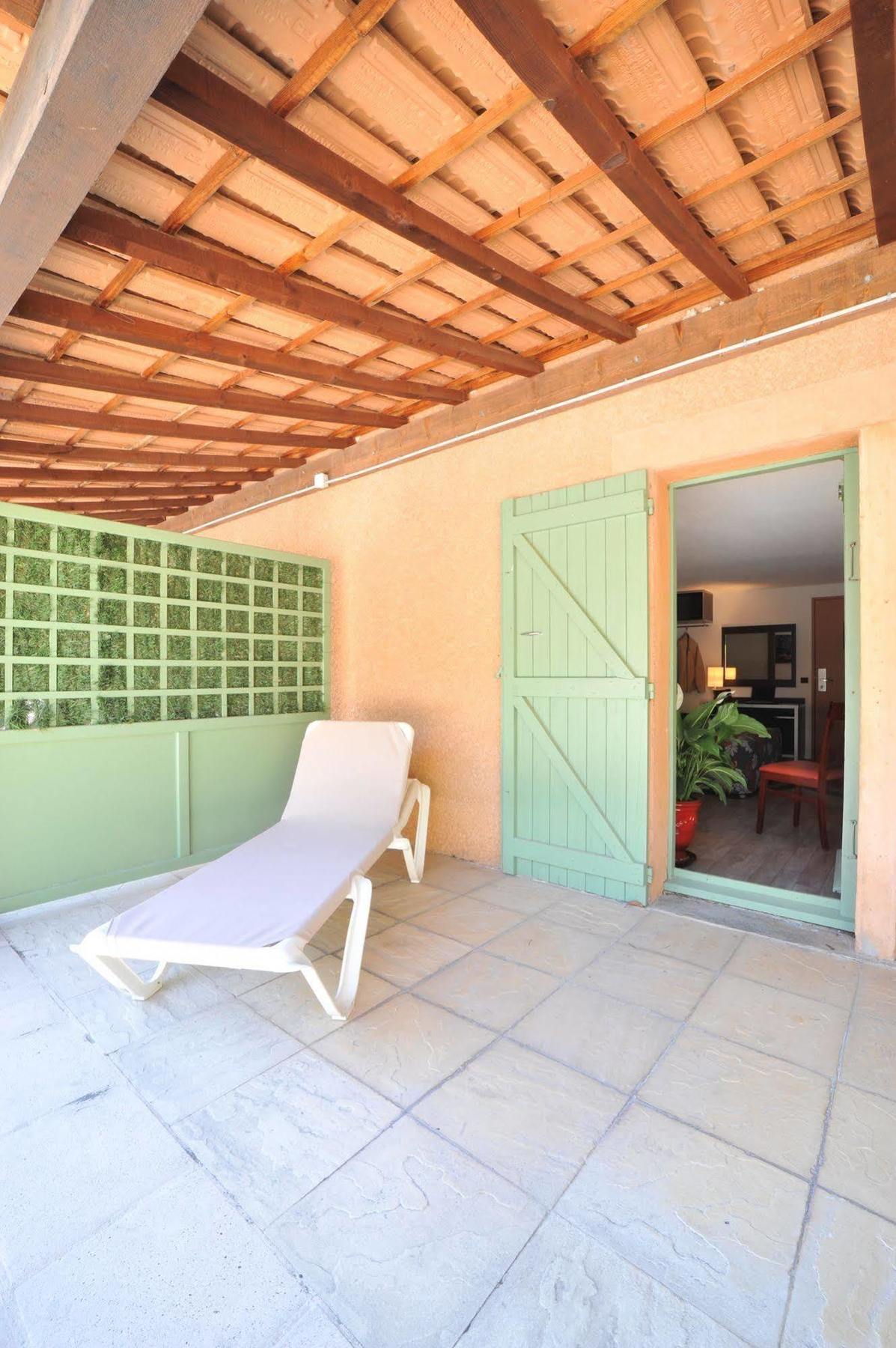 Hôtel au Relais de Trans Draguignan Exterior foto