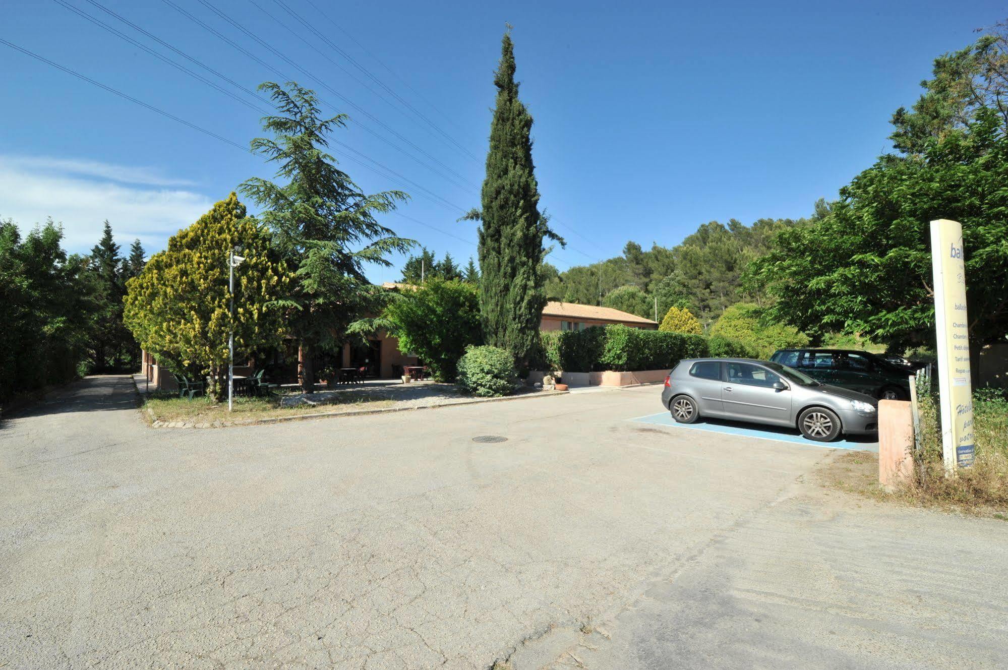 Hôtel au Relais de Trans Draguignan Exterior foto